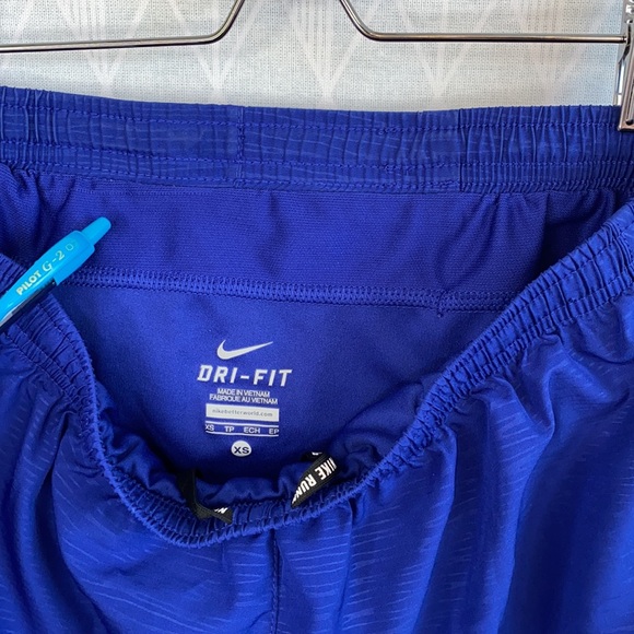 2/$30 Nike Dri Fit Tempo Running Short - Picture 9 of 10